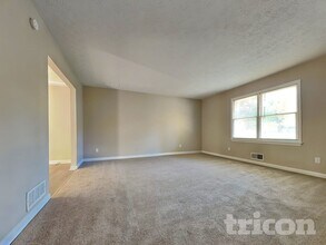 2236 Windsor Dr SW, Unit 1 in Snellville, GA - Building Photo - Building Photo