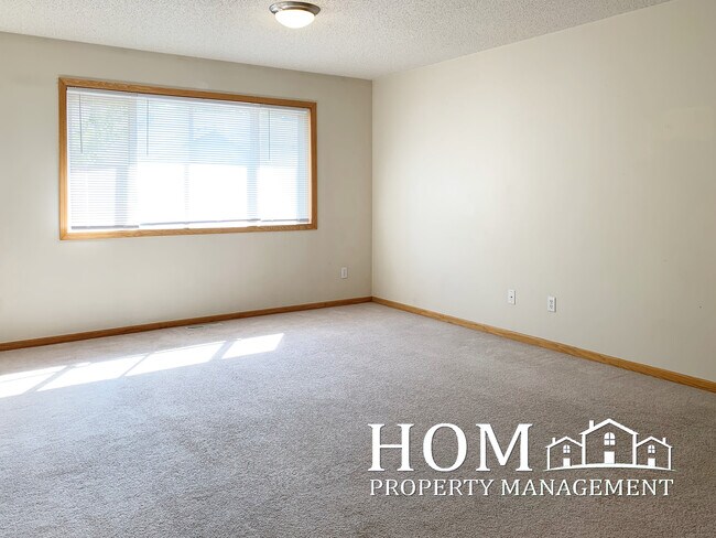 624 Tanager Path in Mankato, MN - Building Photo - Building Photo