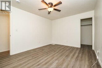 948 University Ave E in Windsor, ON - Building Photo - Building Photo