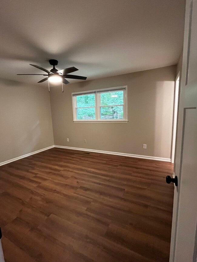 5620 Blue Spruce Dr in Durham, NC - Building Photo - Building Photo