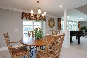 836 Bentwood Dr in Naples, FL - Building Photo - Building Photo