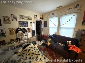 207 Boston Ave in Medford, MA - Building Photo - Building Photo