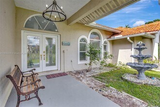 17084 33rd Rd N in The Acreage, FL - Building Photo - Building Photo
