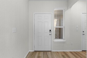 7705 Song Sparrow Dr. in Austin, TX - Building Photo - Building Photo