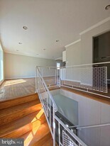 12111 Portree Dr in Rockville, MD - Building Photo