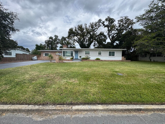 property at 216 Rippling Ln