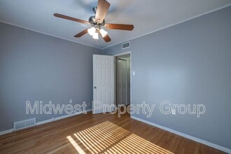 2507 S Big Bend Blvd in Maplewood, MO - Building Photo - Building Photo