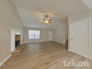 334 Jacob Trail in Rockmart, GA - Foto de edificio - Building Photo