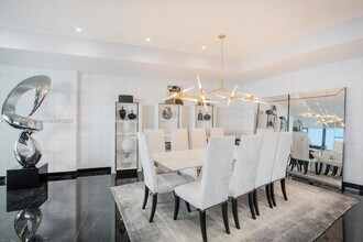 18555 Collins Ave, Unit 3505 in Sunny Isles Beach, FL - Foto de edificio - Building Photo