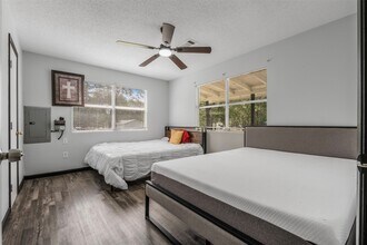 541 Trails End Dr in Cleveland, TX - Building Photo - Building Photo