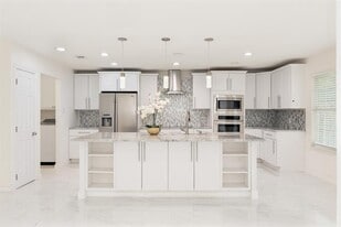 215 Countryside Dr in Arlington, TX - Building Photo