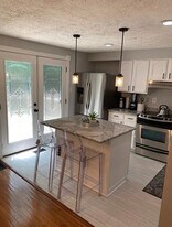 7 Capland Ct in Perry Hall, MD - Building Photo