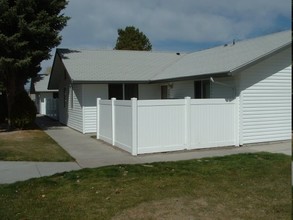 Poplar Grove in Burley, ID - Building Photo - Building Photo