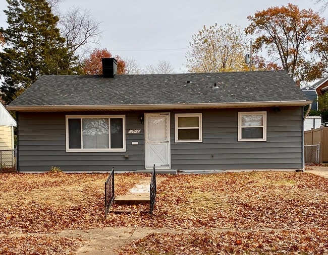 property at 3912 Wenzlick Ave