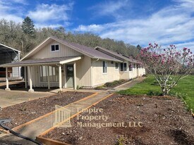 88267 Richmond St in Eugene, OR - Building Photo