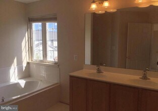 7209 Bladen Pl in Gainesville, VA - Building Photo - Building Photo