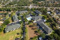 Gardens at Bonita Springs in Bonita Springs, FL - Foto de edificio - Building Photo