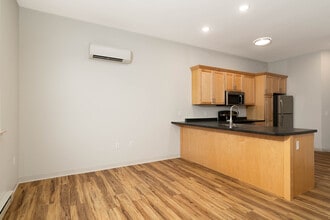 Parc Terrace in Winooski, VT - Foto de edificio - Interior Photo