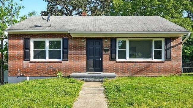 property at 576 Ingram St