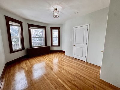 133 Redlands Rd, Unit 1 in Boston, MA - Building Photo - Building Photo