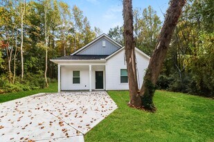 621 Burrington Ct in Gastonia, NC - Building Photo