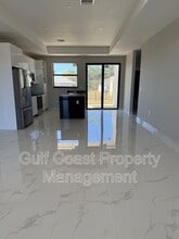 1914 NE 18th Ave in Cape Coral, FL - Building Photo - Building Photo