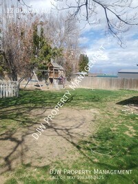 12 Duncan Ave photo'