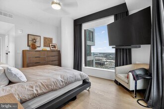 1650 Silver Hill Dr in Tysons, VA - Building Photo - Building Photo