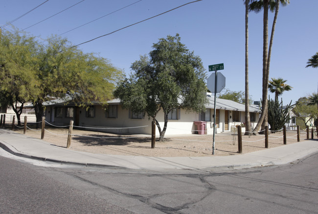 6802 E Monterey Way in Scottsdale, AZ - Building Photo - Building Photo