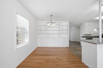 3302 28th St in Lubbock, TX - Foto de edificio - Building Photo