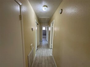 17107 Bougainvilla Ln in Friendswood, TX - Foto de edificio - Building Photo
