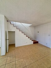 7502 9th St in Buena Park, CA - Foto de edificio - Building Photo