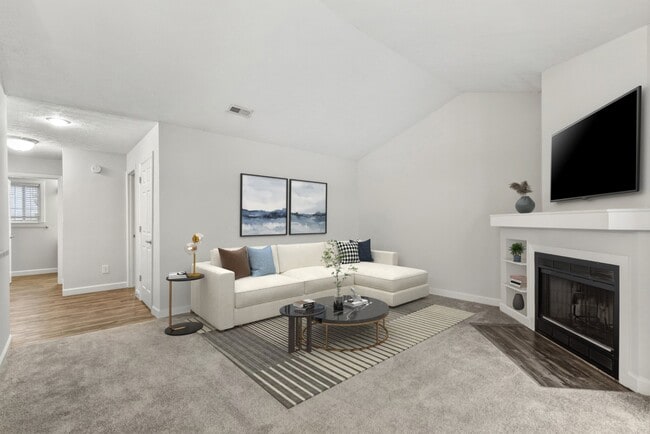 Wrights Point in Fort Wright, KY - Building Photo - Building Photo