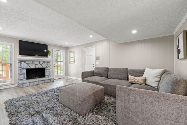 673 Fairfield Drive in Marietta, GA - Building Photo - Building Photo