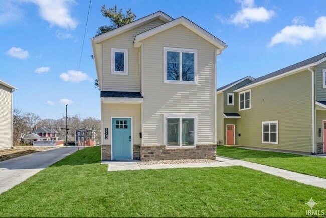 1112 N Woodburn Ave in Bloomington, IN - Building Photo - Building Photo