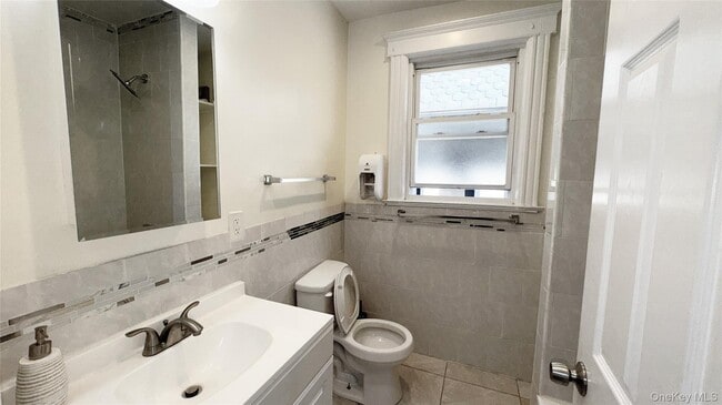 property at 421 S Columbus Ave