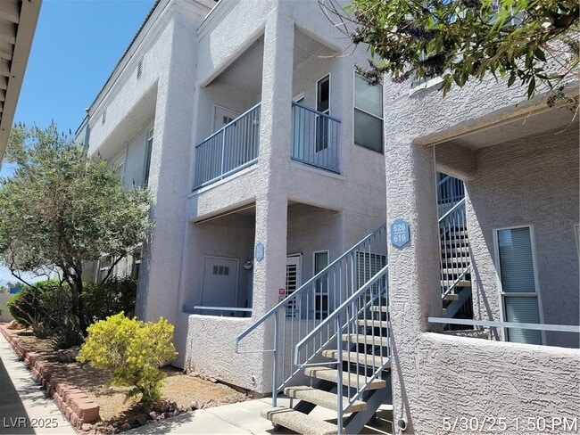 property at 2201 Ramsgate Dr