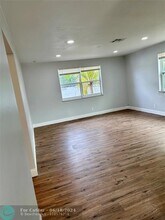1930 SW 28th St, Unit D in Fort Lauderdale, FL - Building Photo - Building Photo