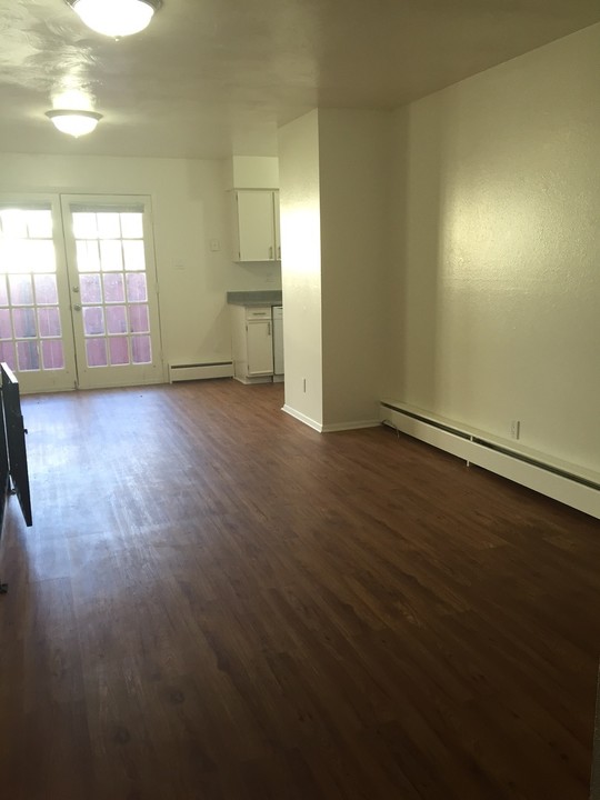4465 Comanche Dr in Boulder, CO - Building Photo