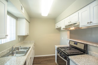 Redlands Towne Square in Perris, CA - Building Photo - Interior Photo