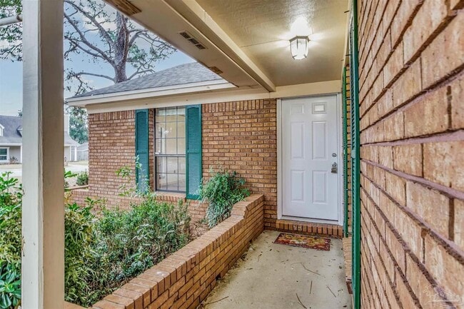 6327 Heart Pine Dr in Pensacola, FL - Building Photo - Building Photo