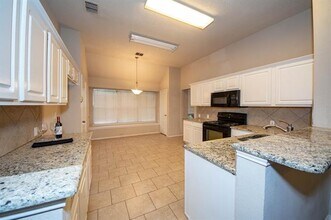 11806 Amber Valley Dr in Frisco, TX - Building Photo - Building Photo