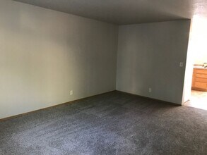 150 NE 5th St in Bend, OR - Building Photo - Building Photo