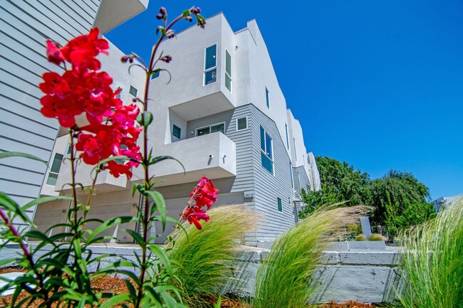 property at 10909 1/2 Otsego St