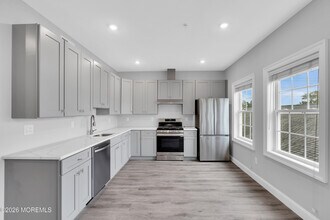 245 Parker Ave in Manasquan, NJ - Building Photo - Building Photo