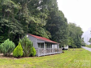 1961 Cane Creek Rd in Fletcher, NC - Building Photo - Building Photo