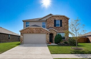 1806 Aslynn Cir in Aubrey, TX - Building Photo