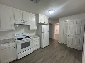 2309 Glendale Dr in Waco, TX - Building Photo - Building Photo