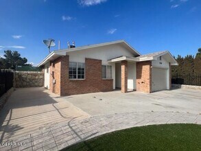 12321 Angie Bombach Ave in El Paso, TX - Building Photo - Building Photo