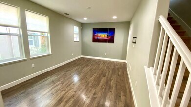 3013 Vittoria Loop in Dublin, CA - Building Photo - Building Photo